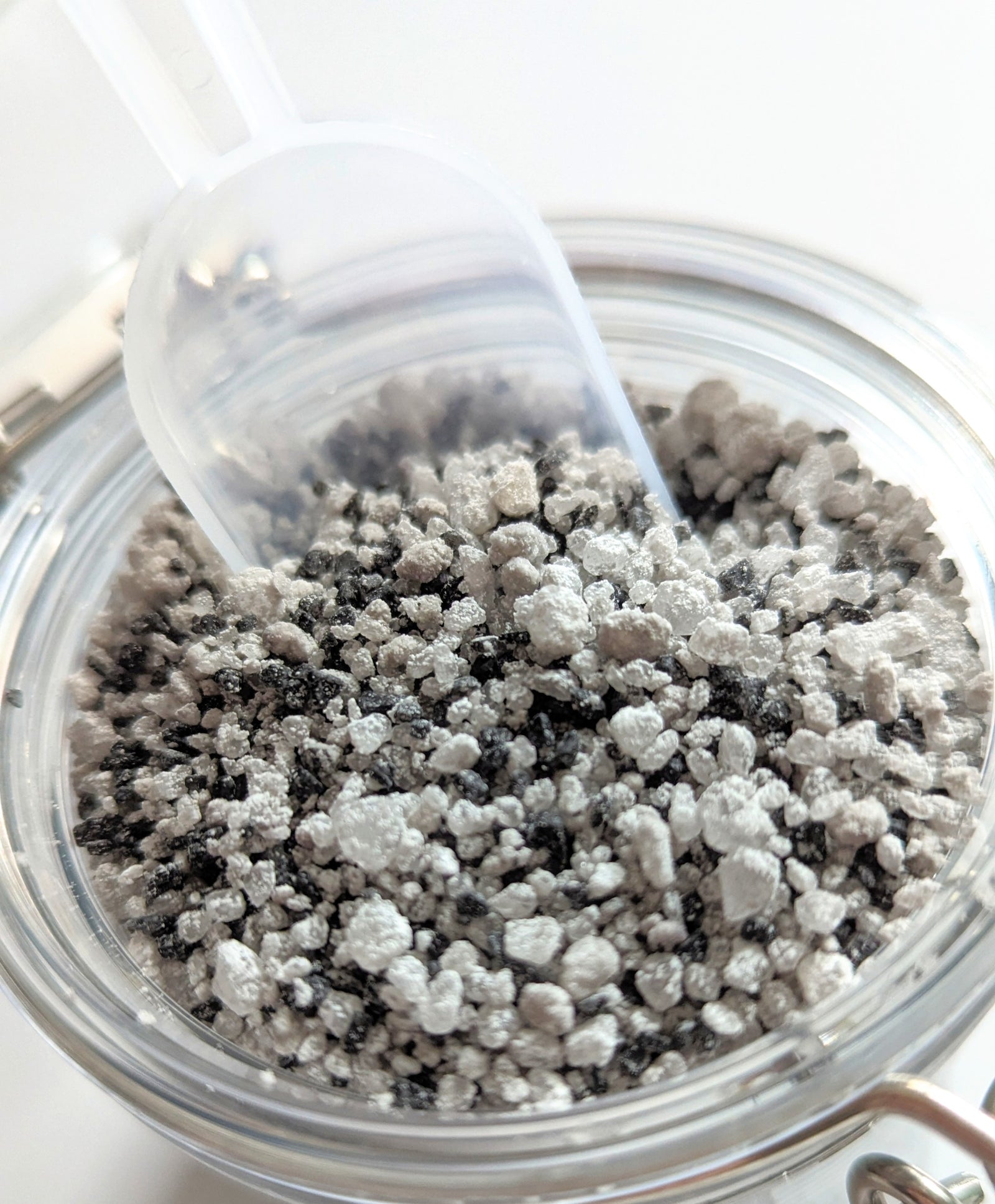 Detoxing Bath Salts - Coconut Lemongrass